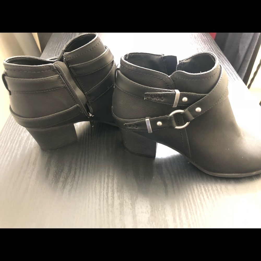 Black booties - Picture 4 of 4